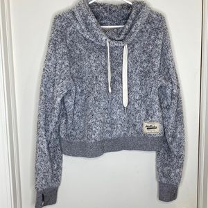 Hollister Grey Faux Fur Mock Neck Long Sleeve Thumb Hole Large Womens Sweater